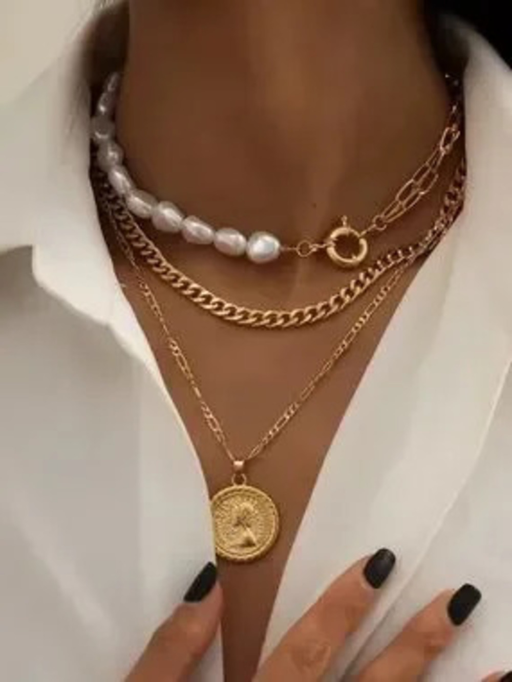 Monarch Pearl & Medallion Layered Necklace Set